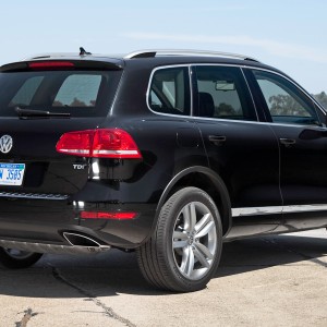 2012 volkswagen touareg-vr6-executive-vr6-lux-vr6-sport photo
