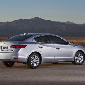 2013 acura ilx-hybrid photo