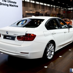 2013 bmw 320i photo