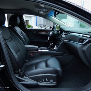 2013 cadillac xts-premium photo