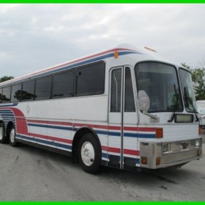 2013 eagle-coach-corporation model-15 photo