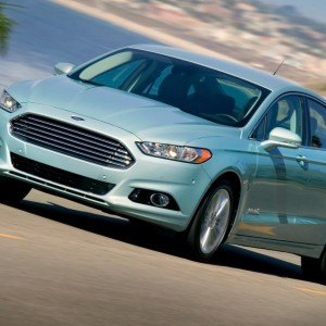 2013 ford fusion-se-hybrid photo