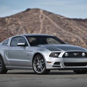 2013 ford mustang-gt photo
