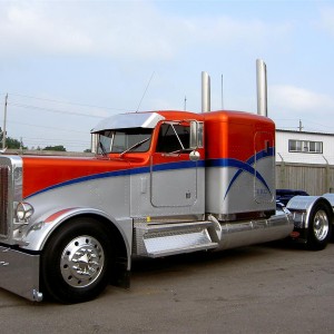 2013 peterbilt 386 photo