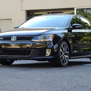 2013 volkswagen jetta-gli-gli-autobahn photo