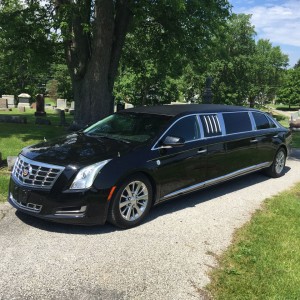 2014 cadillac stretch-limousine photo