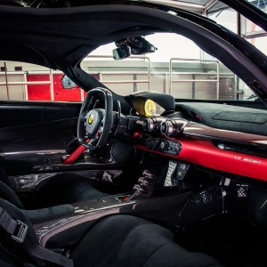 2014 ferrari la-ferrari photo