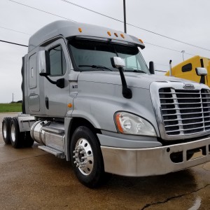 2014 freightliner mt-45g-front-gasoline-engine-walk-in-van-chassis photo