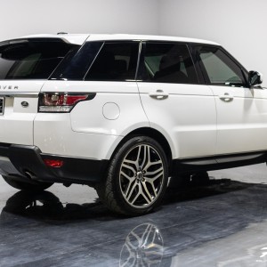 2014 land-rover range-rover-hse photo