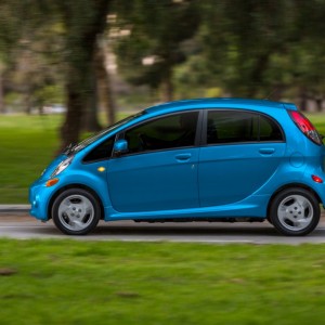 2014 mitsubishi i-miev photo
