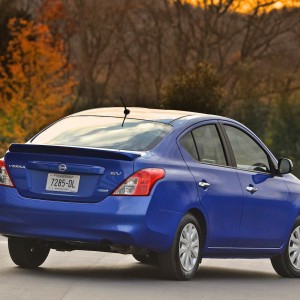 2014 nissan versa photo