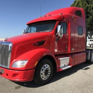 2014 peterbilt 587 photo