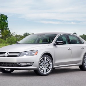2014 volkswagen passat-se-sport photo