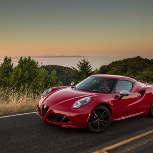 2015 alfa-romeo 4c photo