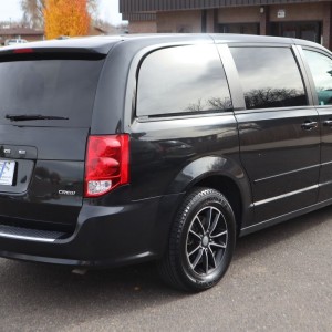 2015 dodge grand-caravan-rt photo