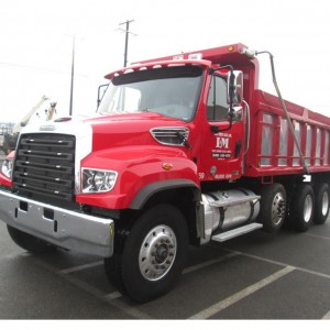 2015 freightliner 114sd photo