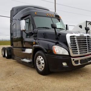 2015 freightliner mt-55g-front-gasoline-engine-walk-in-van-chassis photo