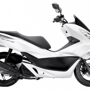 2015 honda pcx150 photo