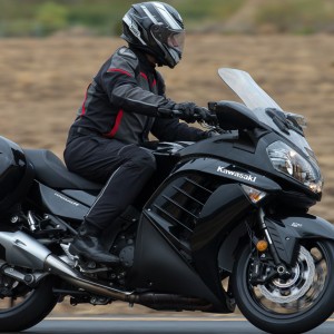 2015 kawasaki concours-14 photo