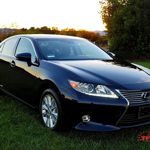 2015 lexus es-300h photo