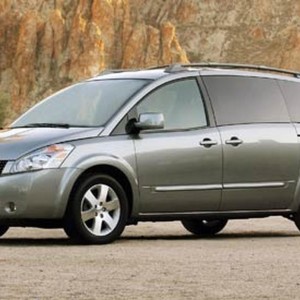 2015 nissan quest photo