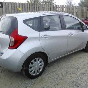 2015 nissan versa-note-s-s-plus-sl-sr-sv photo