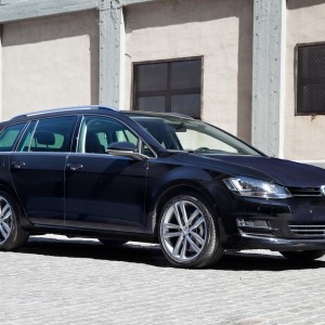 2015 volkswagen golf-sportwagen photo