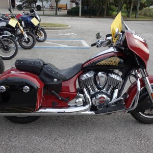 2016 indian-motorcycle chieftan photo