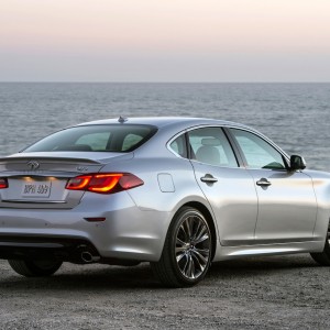 2016 infiniti q70 photo