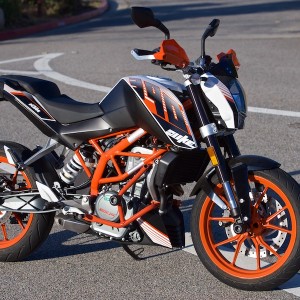 2016 ktm 390-duke photo
