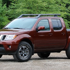 2016 nissan frontier-ssvslpro-4x photo