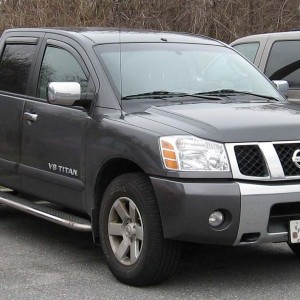 2016 nissan titan photo