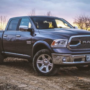 2016 ram 1500-laramie photo