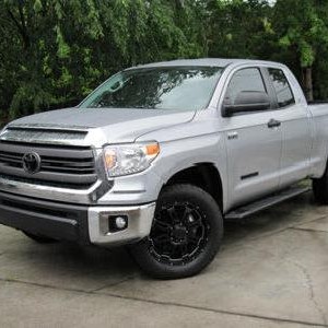 2016 toyota tundra-double-cab-srsrs photo