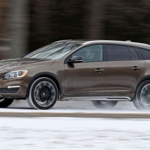 2016 volvo v60 photo