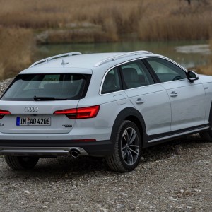 2017 audi a4-allroad photo