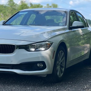 2017 bmw 3-series-320i photo