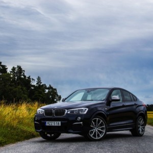 2017 bmw x4-m40i photo