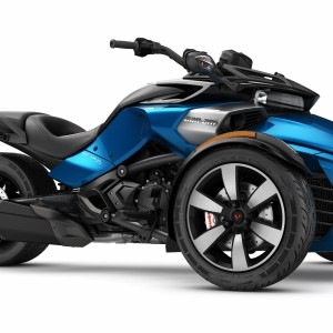 2017 can-am spyder photo