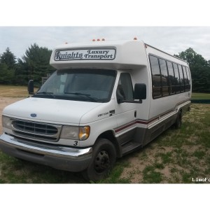 2017 ford e-450 photo