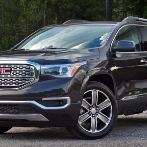 2017 gmc acadia-denali photo