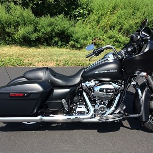 2017 harley-davidson fltrxs-road-glide-special photo