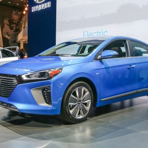 2017 hyundai ioniq photo