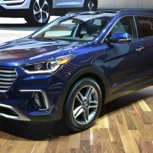 2017 hyundai santa-fe photo