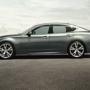 2017 infiniti q70 photo