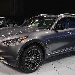 2017 infiniti qx70 photo
