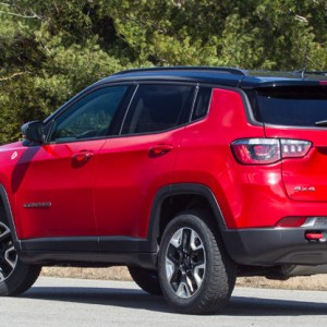 2017 jeep compass-trailhawk photo