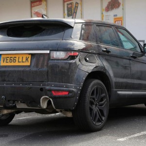 2017 land-rover range-rover-evoque photo