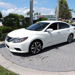 2017 nissan altima-25ssvslsr photo