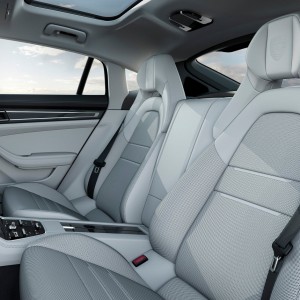 2017 porsche panamera photo